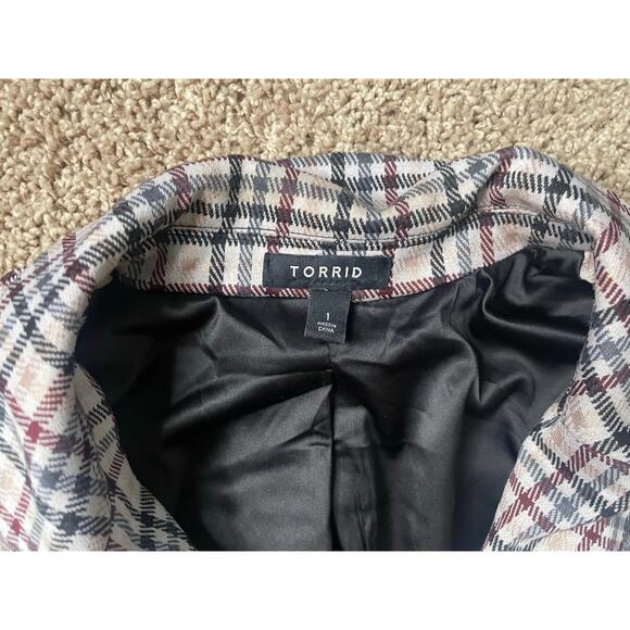 Torrid Plaid Studio Double Knit Blazer - Size 1 (14/16)*** - Picture 5 of 7